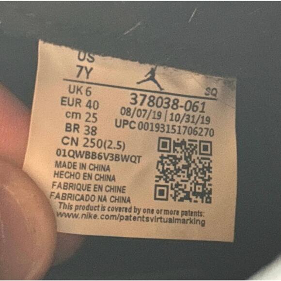 Size 7 - Nike Air Jordan 11 Retro GS Bred 2019 Men's Shoes - Picture 7 of 10